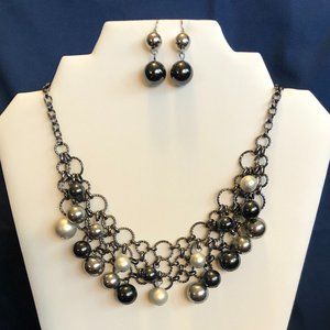 Charcoal Gray & White Necklace w matching earrings